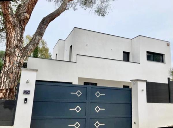 Maison à vendre 5 pièces SAINT AYGULF (83)