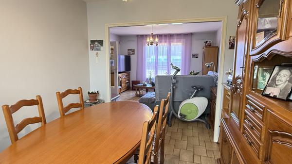 Saint-Gérand-le-Puy (03150) Viager occupé sans rente - Monsieur et Dame 75 ans - Agréable maison individuelle avec jardin et garage