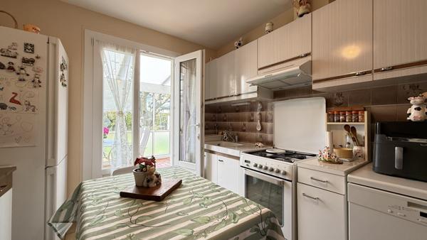 Saint-Gérand-le-Puy (03150) Viager occupé sans rente - Monsieur et Dame 75 ans - Agréable maison individuelle avec jardin et garage