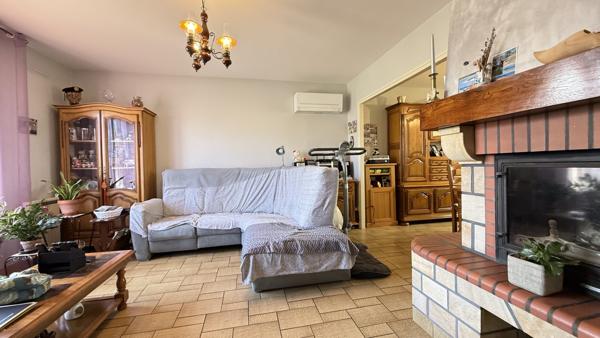 Saint-Gérand-le-Puy (03150) Viager occupé sans rente - Monsieur et Dame 75 ans - Agréable maison individuelle avec jardin et garage