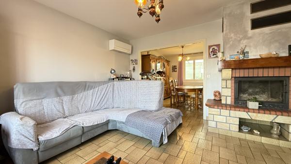 Saint-Gérand-le-Puy (03150) Viager occupé sans rente - Monsieur et Dame 75 ans - Agréable maison individuelle avec jardin et garage