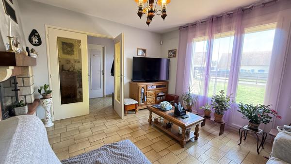 Saint-Gérand-le-Puy (03150) Viager occupé sans rente - Monsieur et Dame 75 ans - Agréable maison individuelle avec jardin et garage