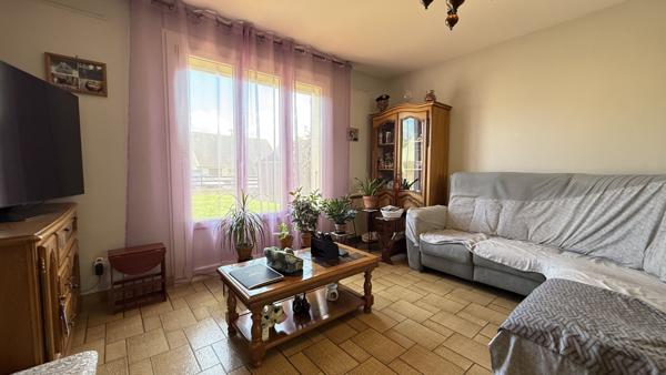 Saint-Gérand-le-Puy (03150) Viager occupé sans rente - Monsieur et Dame 75 ans - Agréable maison individuelle avec jardin et garage