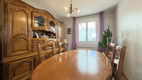 Saint-Gérand-le-Puy (03150) Viager occupé sans rente - Monsieur et Dame 75 ans - Agréable maison individuelle avec jardin et garage