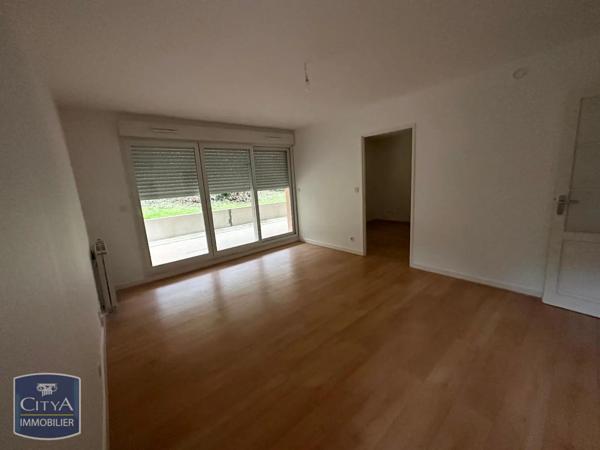 Appartement à louer 2 pièces 44.82m² Poitiers (86000)