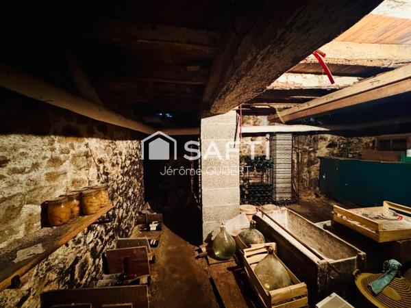 MAISON 130 M2 AVEC DÉPENDANCE 180 m2