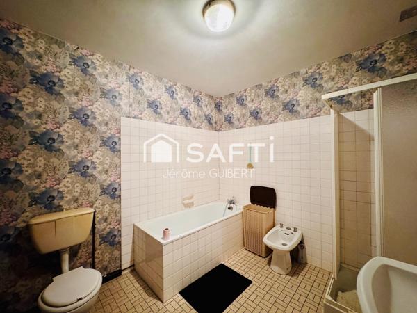 MAISON 130 M2 AVEC DÉPENDANCE 180 m2