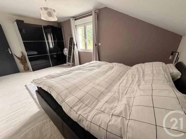 Maison à vendre  9 pièces - 271 m 2   VILLERS LE LAC  - 25