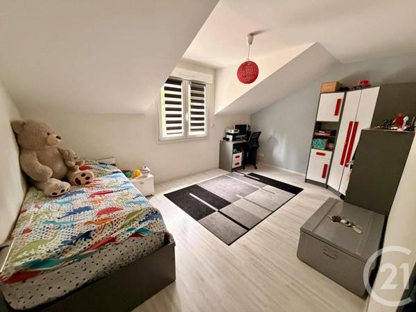 Maison à vendre  9 pièces - 271 m 2   VILLERS LE LAC  - 25