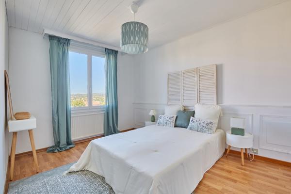 Maison 5 pièces - 142 m² Exclusivité efficity