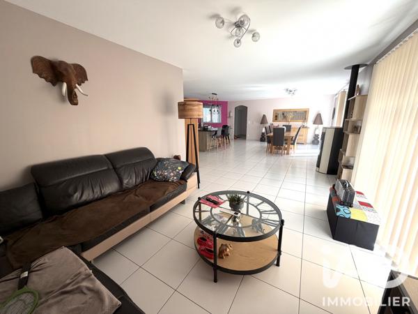 Maison à vendre 5 pièces 132,5 m² Saint-Georges-lès-Baillargeaux