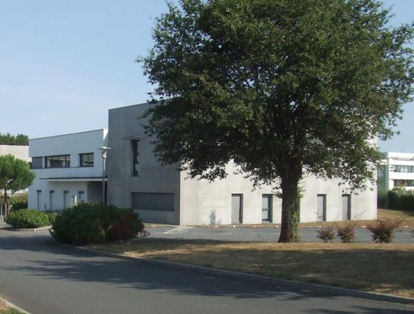 Plateau de bureaux à louer ou à vendre à Saint-Herblain avec parkings