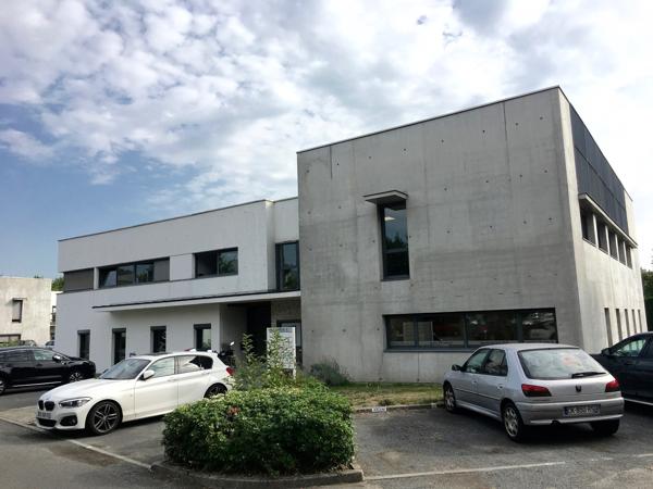 Plateau de bureaux à louer ou à vendre à Saint-Herblain avec parkings