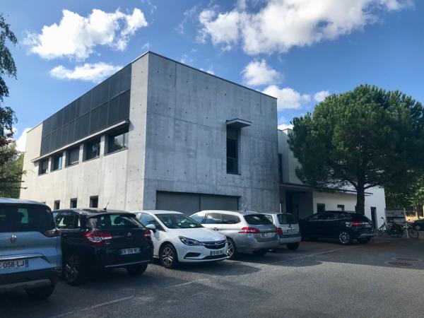 Plateau de bureaux à louer ou à vendre à Saint-Herblain avec parkings