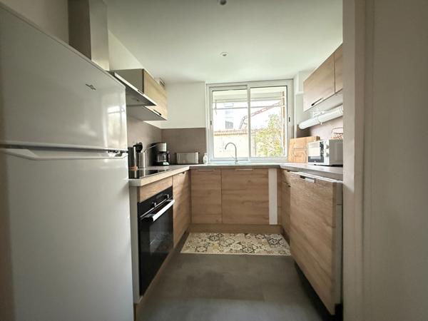 Superbe Maison à Vendre à Bezannes - 6 Chambres et Grand Jardin !