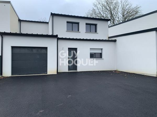 Maison neuve centre-ville d'Elven