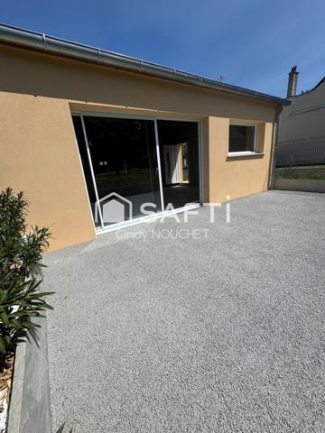 Maison avec extérieur rénové - Intérieur 100% à réinventer !