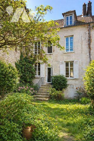 Maison de 6 pièces de 147 m2 avec cave