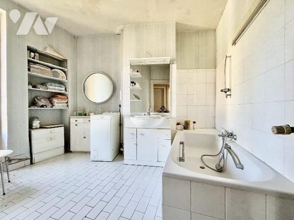 Maison de 6 pièces de 147 m2 avec cave