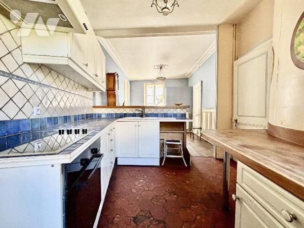 Maison de 6 pièces de 147 m2 avec cave