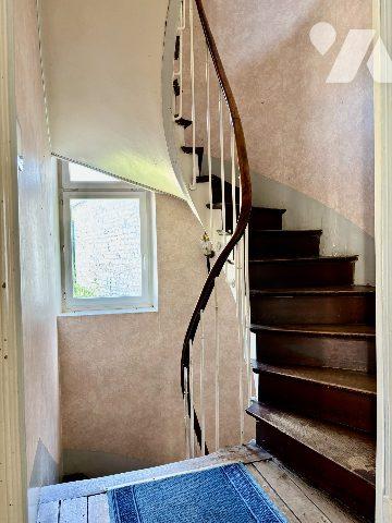 Maison de 6 pièces de 147 m2 avec cave