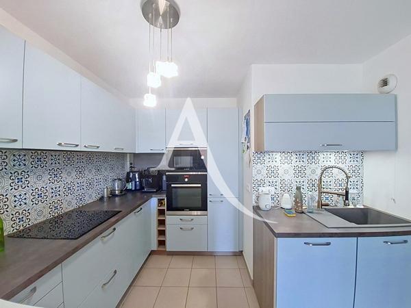 À VENDRE - MASSY ATLANTIS - APPARTEMENT 4 PIÈCES AVEC BALCON, DOUBLE PARKING ET À 10 MINUTES DE MASSY-PALAISEAU