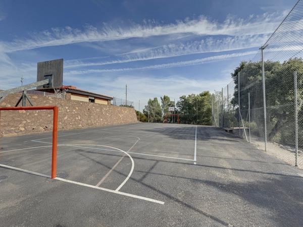 Fréjus (83600) Villa individuelle avec piscine, garage dans un domaine sécurisé
