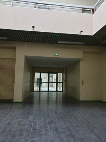BUREAUX à VENDRE de 1589 m²
