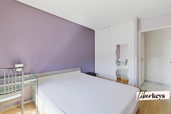 Appartement de 4 pièces aux pieds de la Seine dans le quartier "Gondoles Sud"