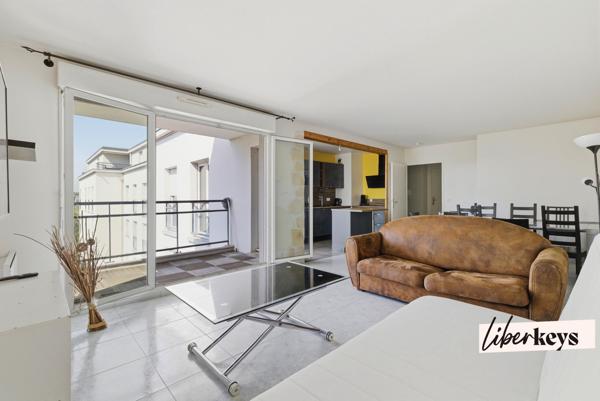 Appartement de 4 pièces aux pieds de la Seine dans le quartier "Gondoles Sud"