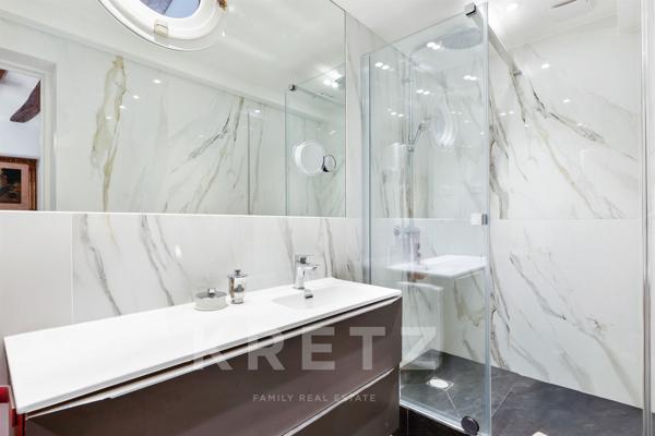 Appartement avec terrasse au coeur du Quartier Latin