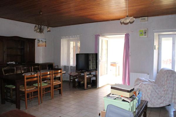 Exclusivité Maison  5 pièce(s) 103 m2 avec jardin