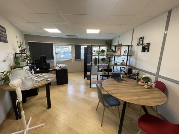 Vente Bureaux359 m² - 10 Pièces - MONISTROL SUR LOIRE (43120)
