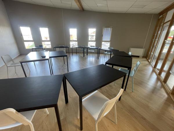 Vente Bureaux359 m² - 10 Pièces - MONISTROL SUR LOIRE (43120)