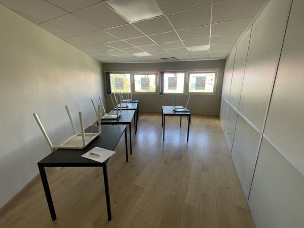 Vente Bureaux359 m² - 10 Pièces - MONISTROL SUR LOIRE (43120)