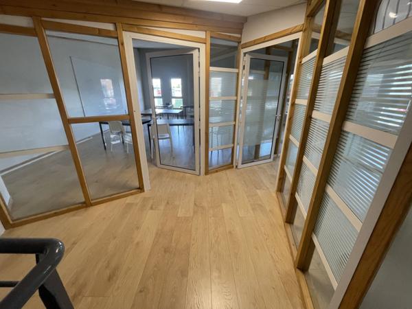 Vente Bureaux359 m² - 10 Pièces - MONISTROL SUR LOIRE (43120)
