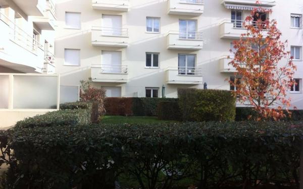 Appartement à louer    Massy