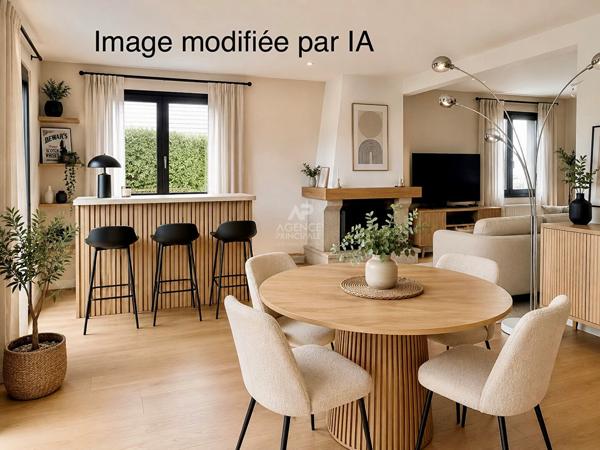 Maison à vendre - 5 pièces à LES CLAYES SOUS BOIS 449 500 € **  - Référence  8060