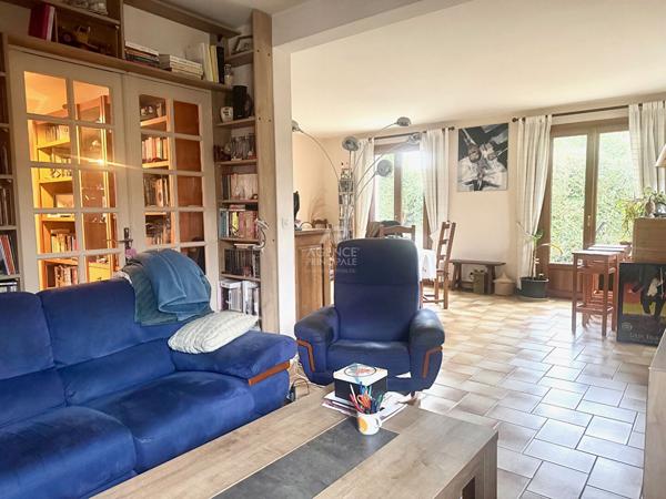 Maison à vendre - 5 pièces à LES CLAYES SOUS BOIS 449 500 € **  - Référence  8060