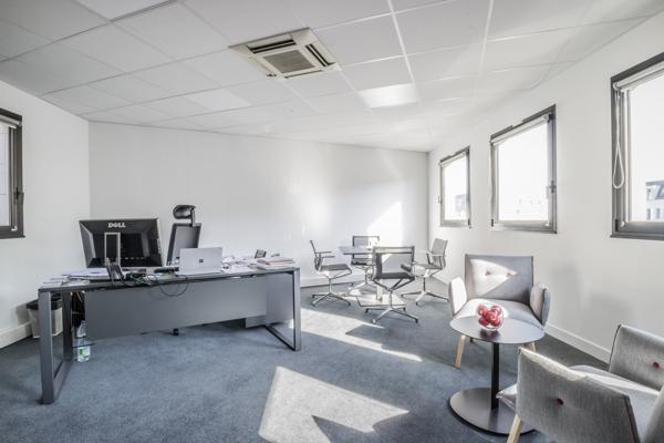 Bureaux à vendre au Kremlin-Bicêtre proche métro et commerces