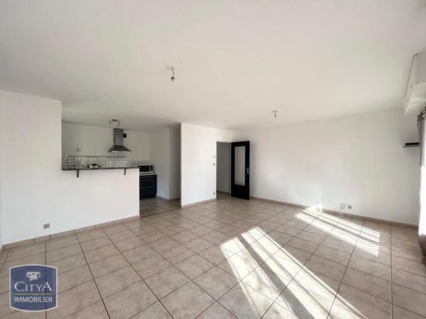 Appartement à louer 3 pièces 74m²