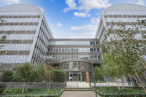 Bureaux neufs avec vue sur la Seine - Nombreux services dernière génération - Espace extérieur