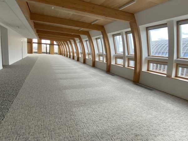 Bureaux neufs avec vue sur la Seine - Nombreux services dernière génération - Espace extérieur