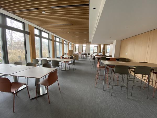 Bureaux neufs avec vue sur la Seine - Nombreux services dernière génération - Espace extérieur