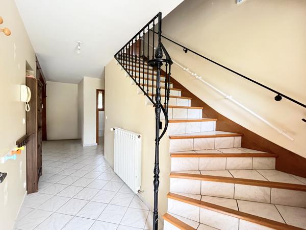 Coulommiers (77120) Maison 205m ², 6 chambres sur sous sol total
