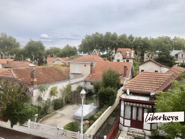 Appartement T1 de  21 m² avec cave et parking au centre-ville d'Arcachon.