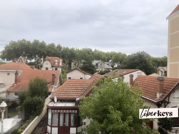 Appartement T1 de  21 m² avec cave et parking au centre-ville d'Arcachon.