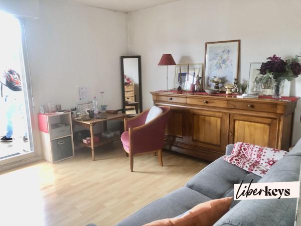 Appartement T1 de  21 m² avec cave et parking au centre-ville d'Arcachon.