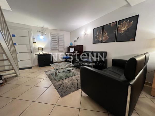 Maison familiale de 106 m2 avec 6 pièces située dans le bourg d'Igny jardin, A deux pas des commerces, de l'école Saint Nicolas, du collège Emile Zola. Proche ligne V et RER B gare Massy TGV. Proche Saclay et Vélizy