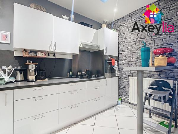 Riorges (42153) A VENDRE - RIORGES - APPARTEMENT T3 EN DUPLEX AVEC 2 CHAMBRES, CABANON DE JARDIN ET CAVES